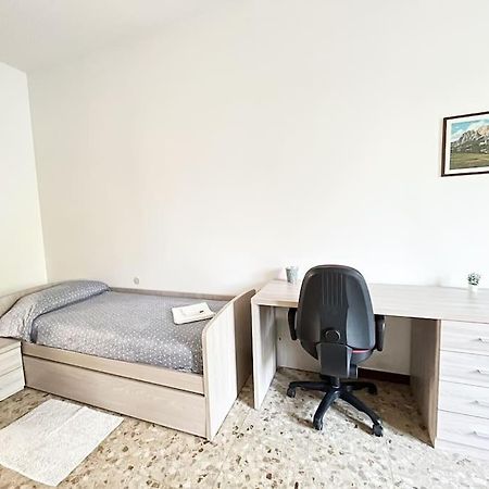 Appartamento Airport+Train Station+Center Cozy City Loft Bergamo Esterno foto