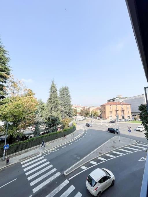 Appartamento Airport+Train Station+Center Cozy City Loft Bergamo Esterno foto