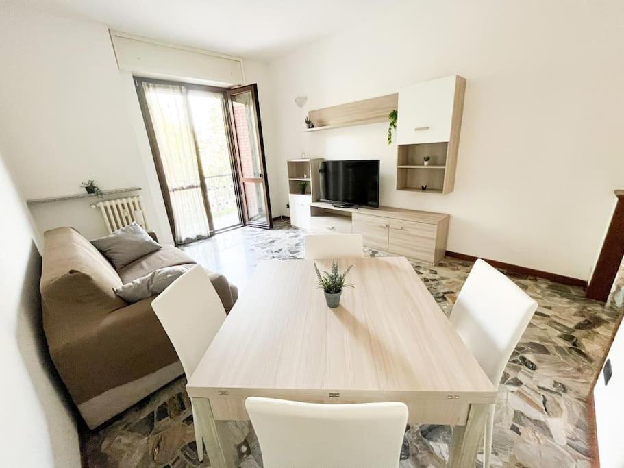 Appartamento Airport+Train Station+Center Cozy City Loft Bergamo Esterno foto